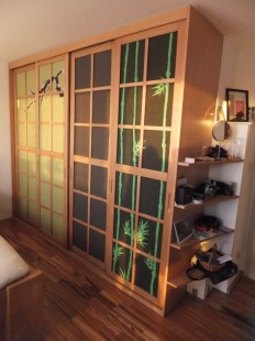 Dubová Skříň v Japonském stylu